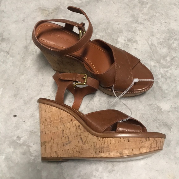 Coach wedges 8 - Picture 2 of 4